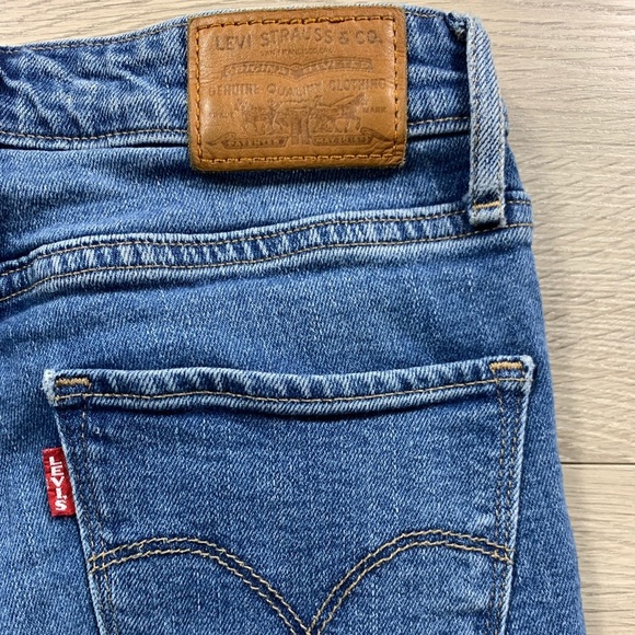 Levi’s 721 High Rise Skinny Jeans - Picture 8 of 14